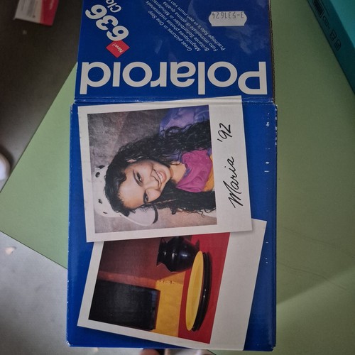 Polaroid 636 closeup 600 - 636,
