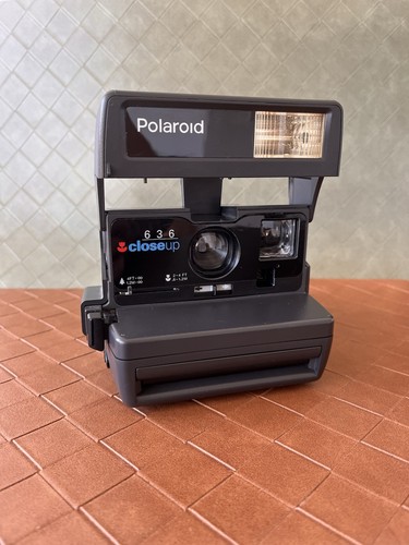 Polaroid 636 close - close, up