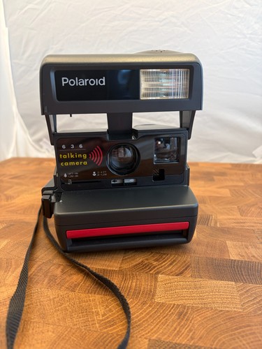 Polaroid 636 close up - polaroid™,